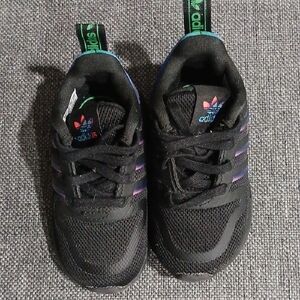 Adidas Kids Black and Purple Sneakers